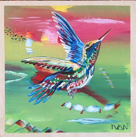 Hummingbird Look Up East