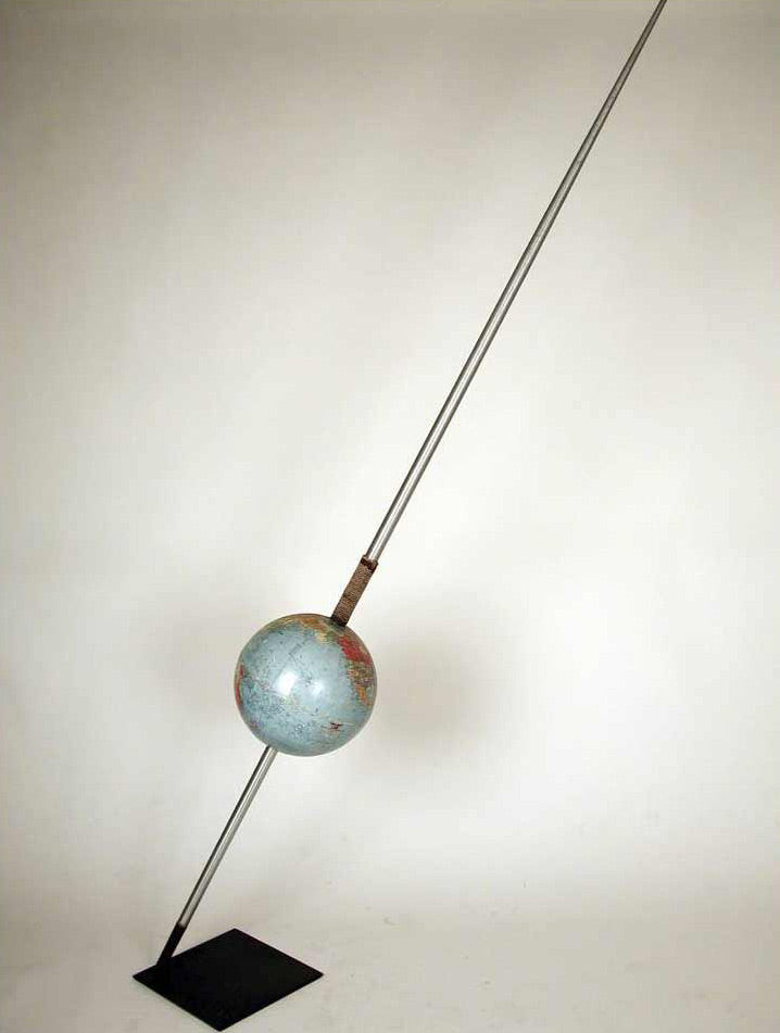 Globe #9: Javelin